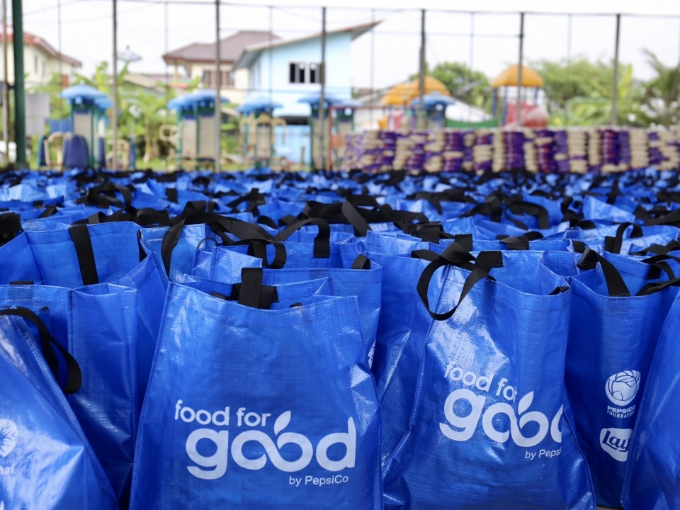 อาหารล้านมื้อเพื่อกำลังใจ ให้คนไทยสู้ภัยโควิด-19 โดย PepsiCo